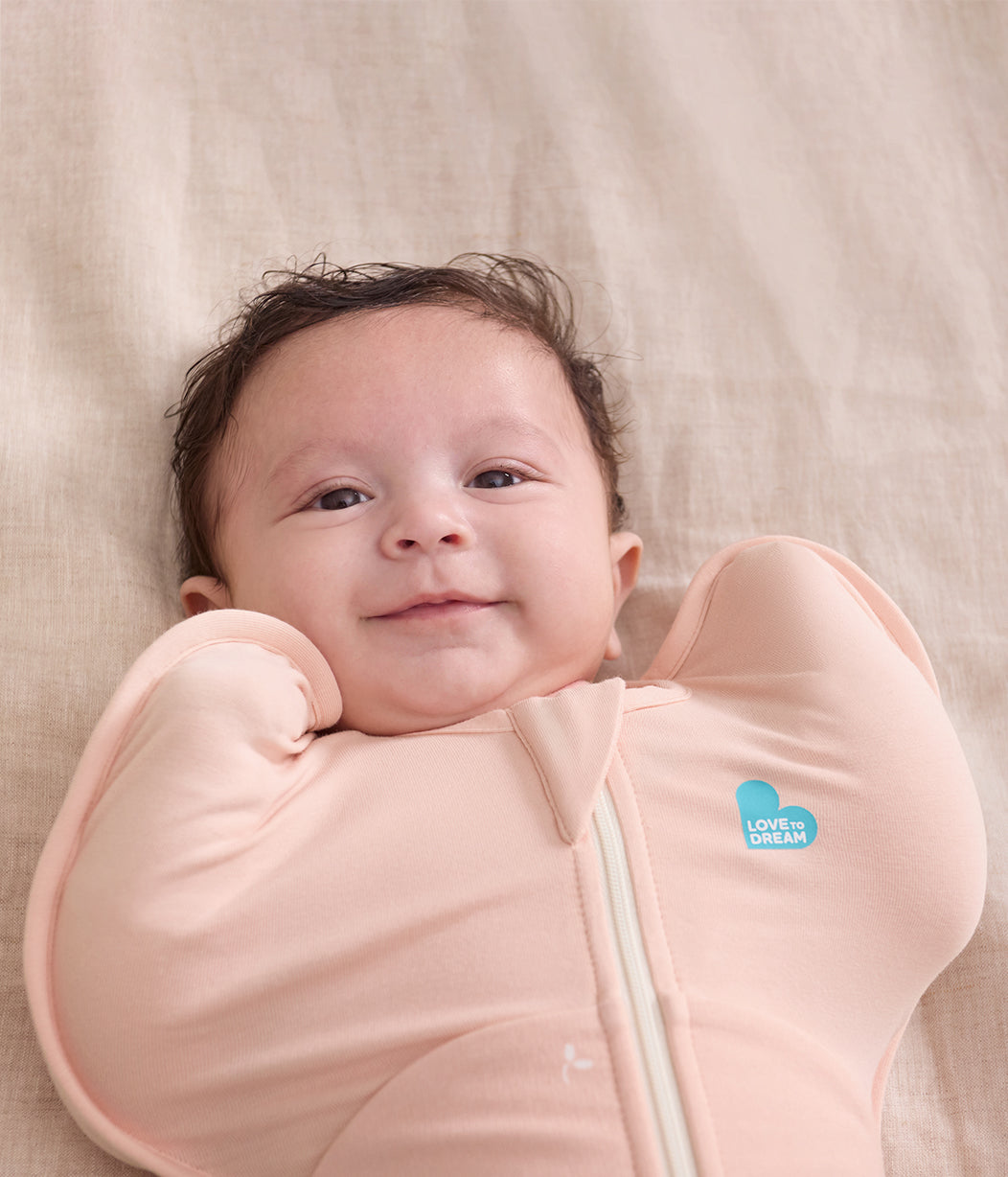 Swaddle Up™ Saco de arrullo 1.5 TOG Polar de algodón Rosa suave Ramitas
