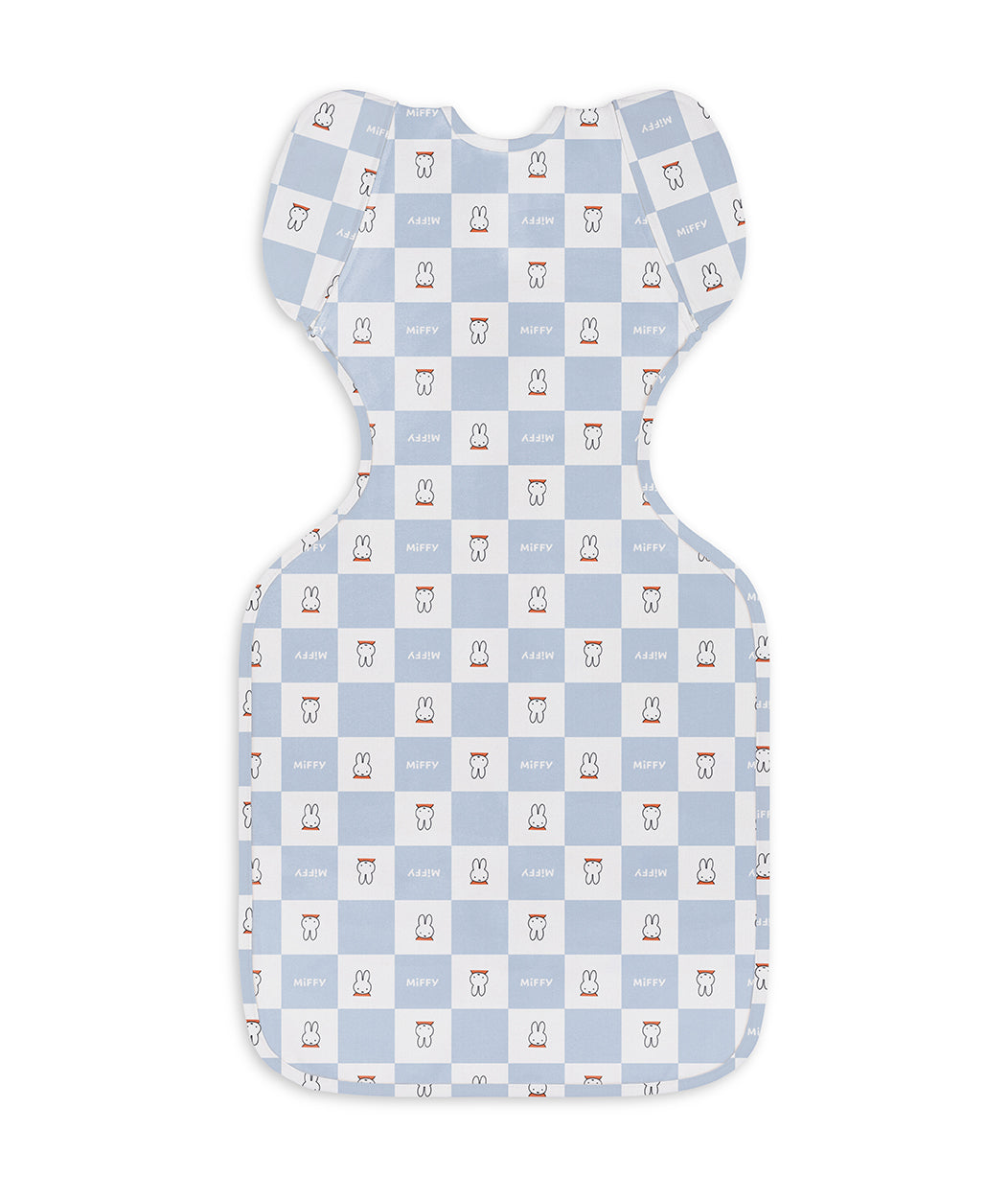 Swaddle Up™ 2-in-1 Übergangspucksack 1.0 TOG Baumwolle Blau Miffy Karomuster