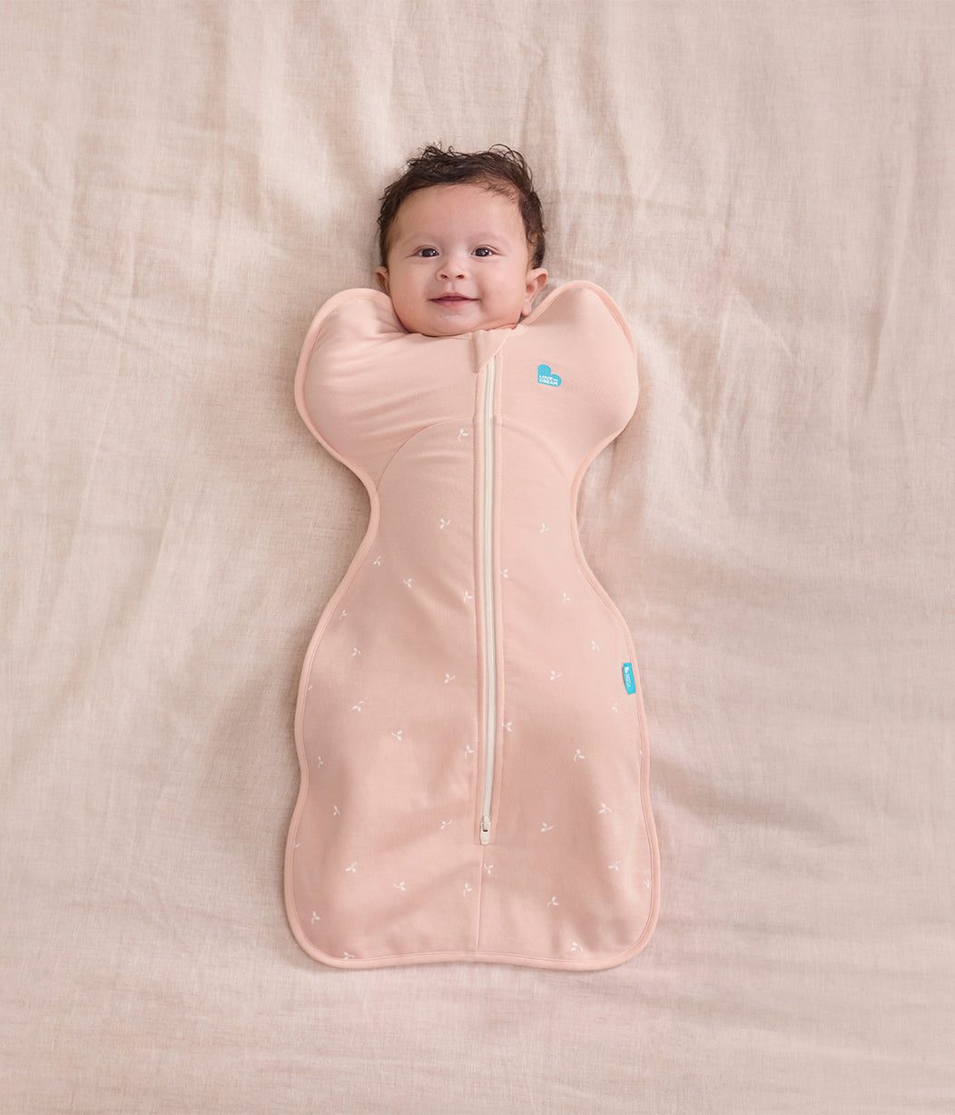 Swaddle Up™ Saco de arrullo 1.5 TOG Polar de algodón Rosa suave Ramitas